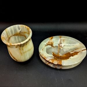 Polished onyx vintage soap dish and cup/ toothbrush holder